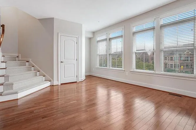 2ndFloor_LivingArea_2