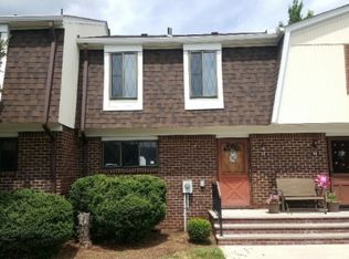 13 Dorchester Ct #13, Hillsborough, NJ 08844