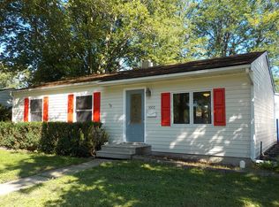 1003 Lakeview Dr, Rochelle, IL 61068