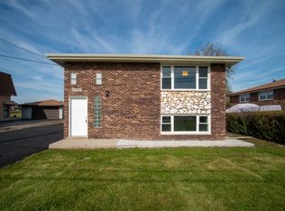 8656 W 75th St APT 2, Justice, IL 60458
