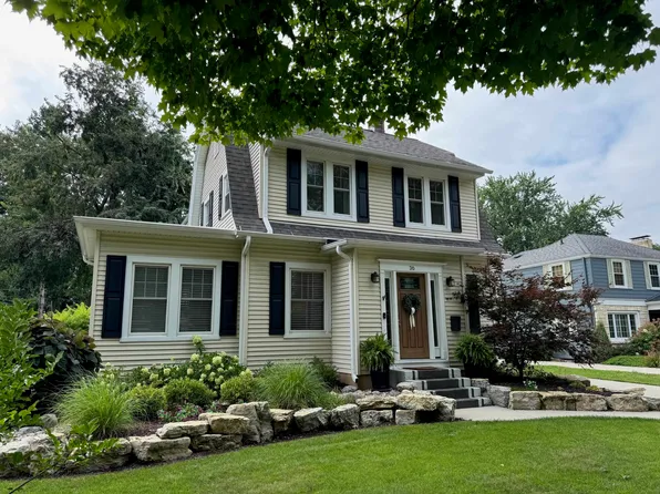 36 S Blackhawk St, Janesville, WI 53545