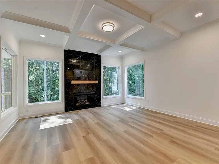 9135 Fox Trail Ln — Photo 27