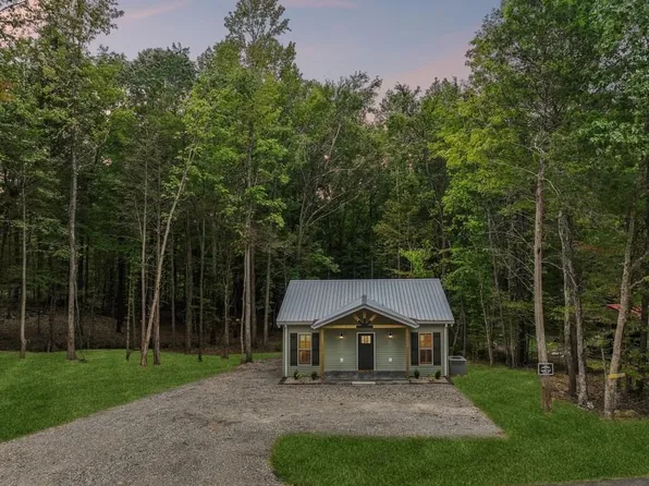 142 Beechview Dr Lot 8 & 9, Clifton, TN 38425