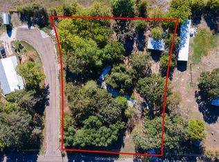 7792 Prospect Ln, Bryan, TX 77808