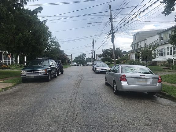 4th image of 3420 Plumstead Ave
