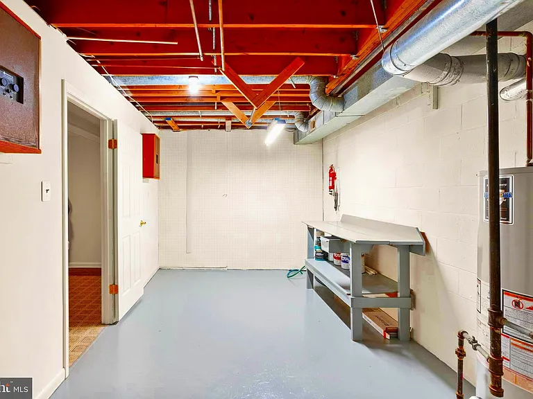 7109 Davis Ct — Photo 42