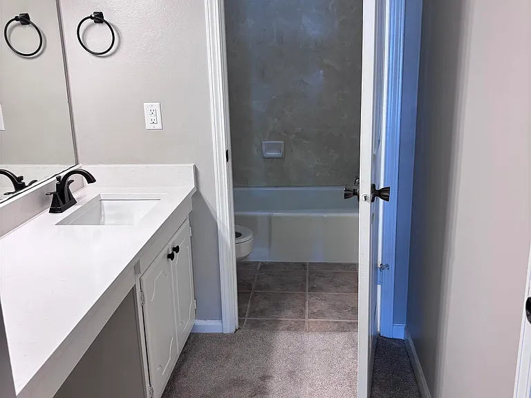 7640 Lasalle Ave #204 — Photo 15