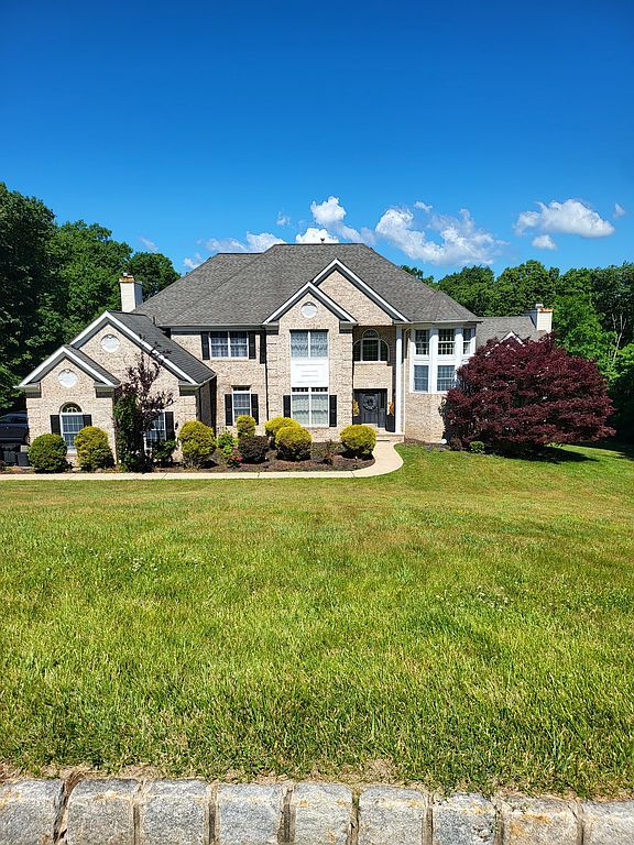 10 Pasha Ct - Property Image