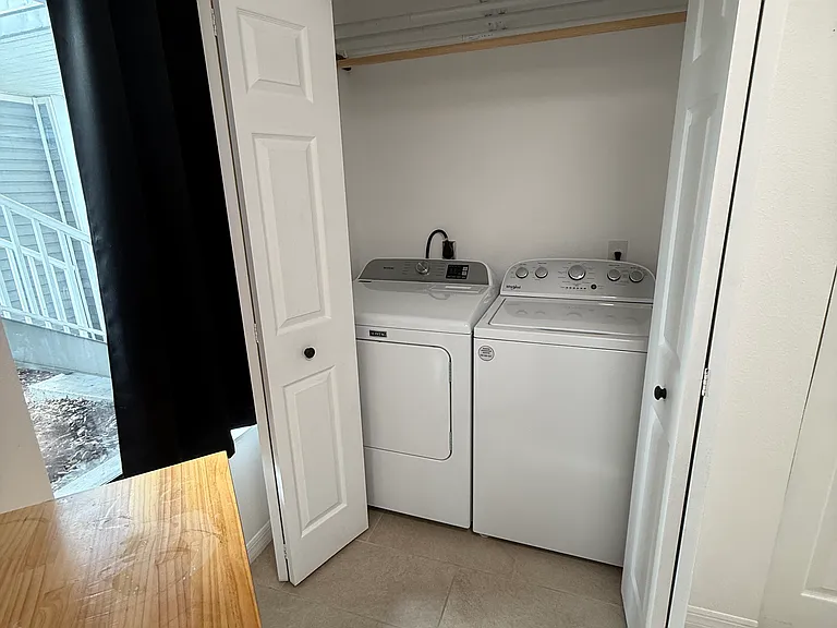 2254 Grenwich Ave #2254 — Photo 4