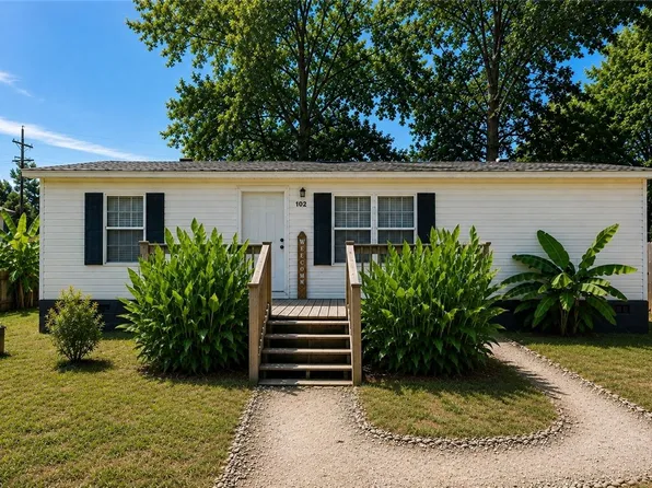 102 Chad Dr, Ninety Six, SC 29666