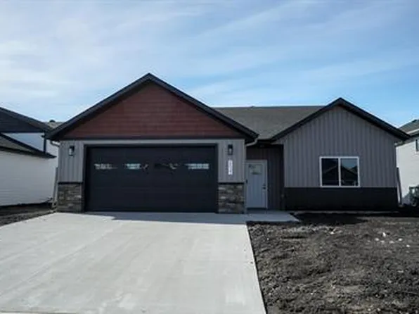 6037 78th Ave S, Horace, ND 58047