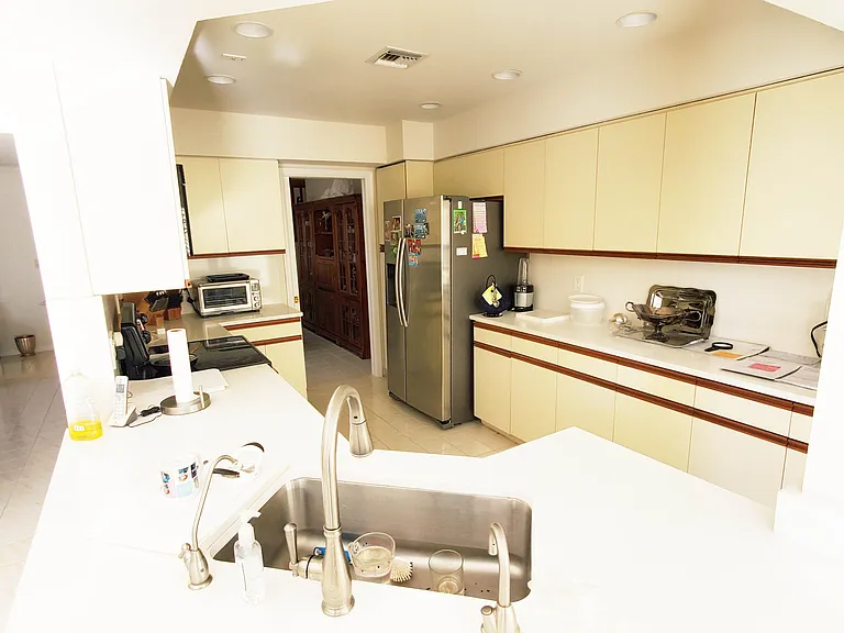 21742 Club Villa Ter — Photo 5