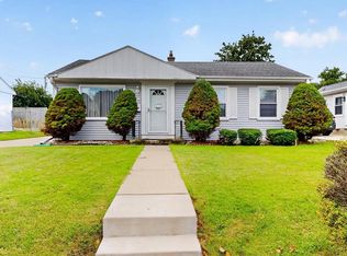 6829 W Arthur AVENUE, West Allis, WI 53219
