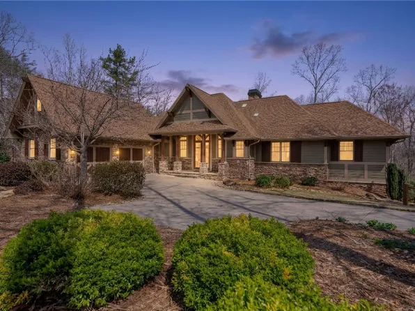 435 Shimmering Water Ln, Salem, SC 29676