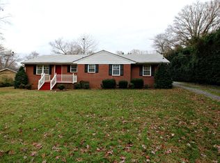 2921 Avalee St, Walkertown, NC 27051