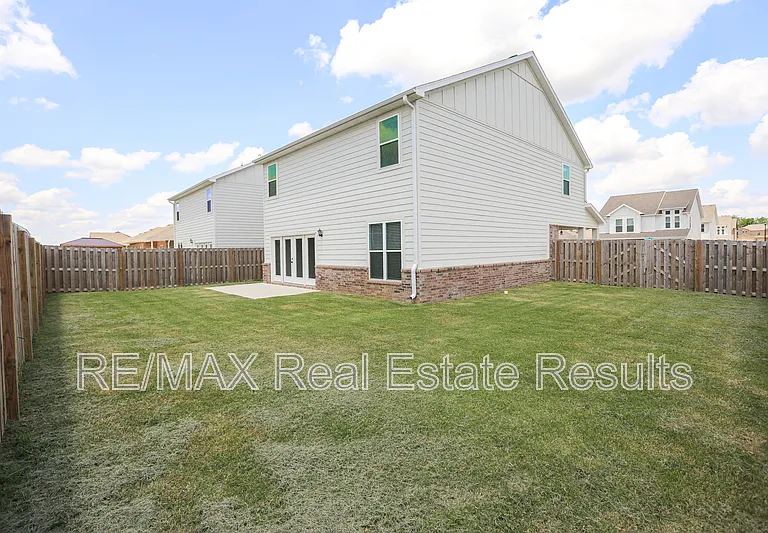 2011 Wildflower Dr — Photo 6