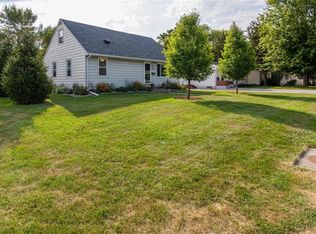 1835 7th St, Nevada, IA 50201