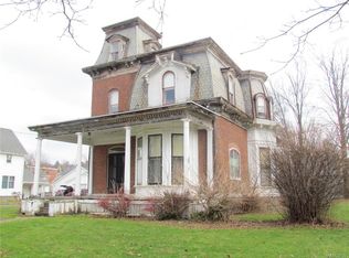 57 N Chapel St, Gowanda, NY 14070