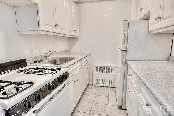 Rented by Spire Group | media 12