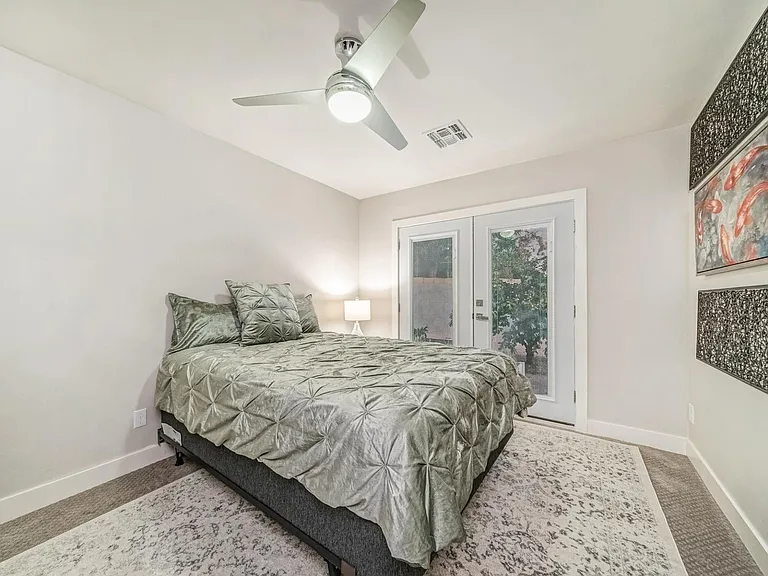 4623 E Earll Dr — Photo 49