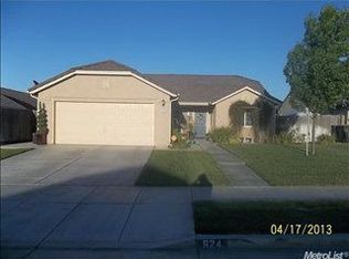 624 Langley Ct, Los Banos, CA 93635