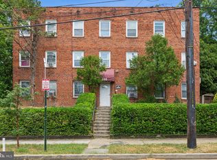 240 34th St Se, Washington, DC 20019