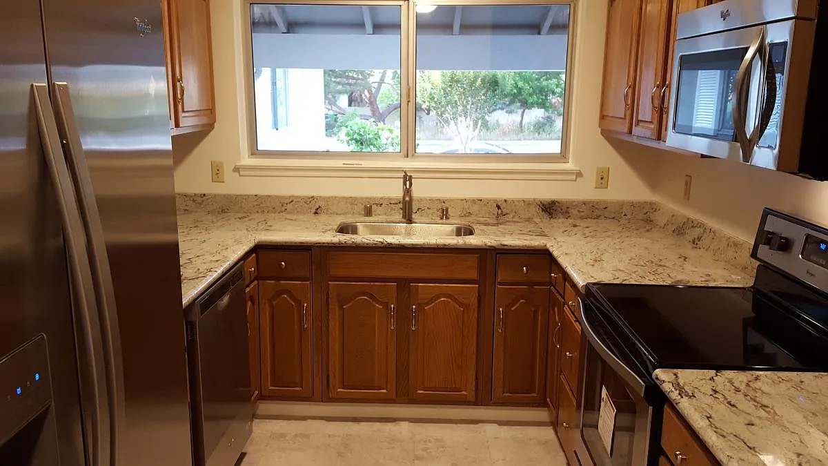 3351 East Ave photo 1