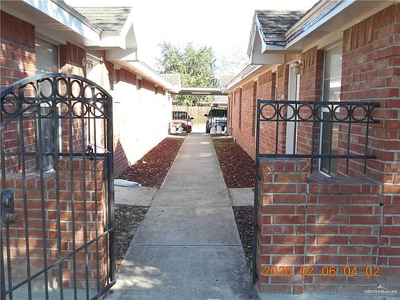 4th image of 2102 Bahamas Dr