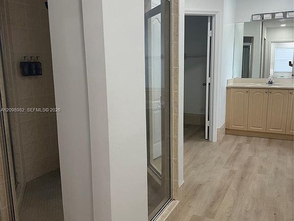 4th image of 15411 SW 36th Ter #0