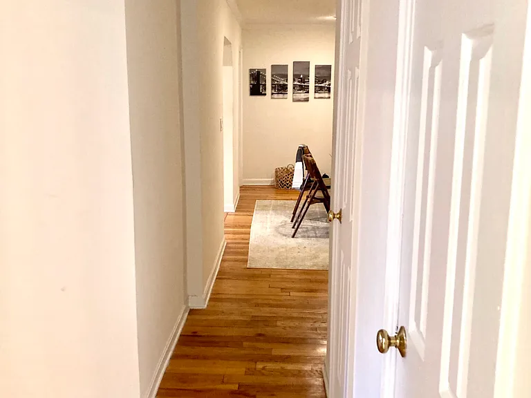 68 Brattle St — Photo 3