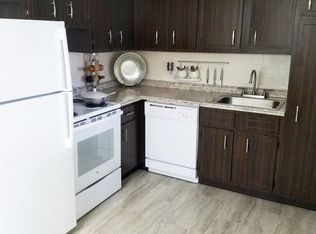 33 Sheridan Dr APT 1, Shrewsbury, MA 01545