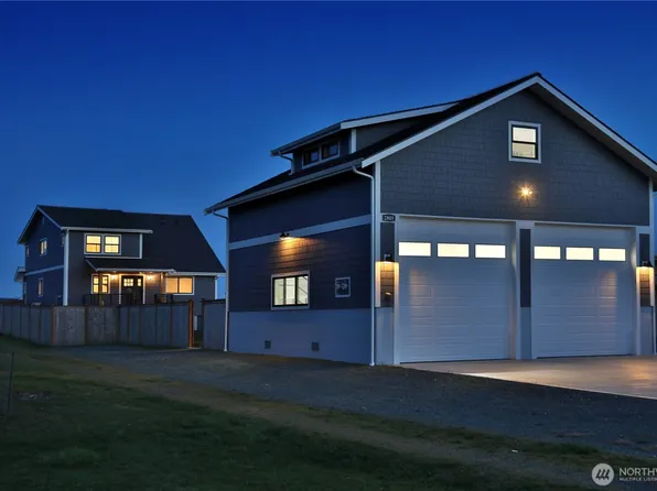 2805 N Bluff Road, Greenbank, WA 98253