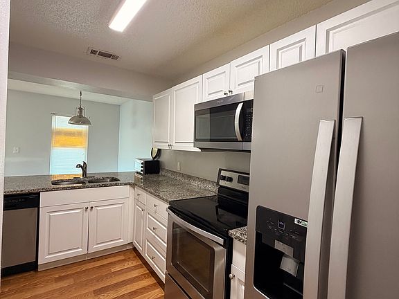 5th image of 6118 Curry Ford Rd APT 126
