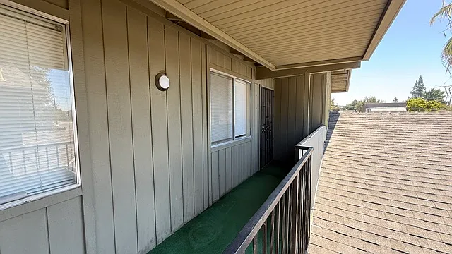 2 bed, 900 sqft, $1,395 — Photo 4