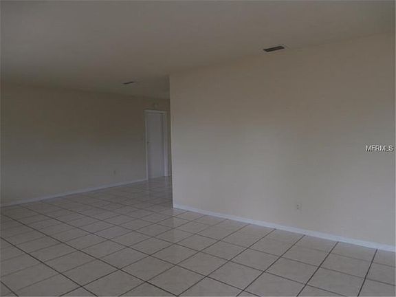 4th image of 11407 61st Ave