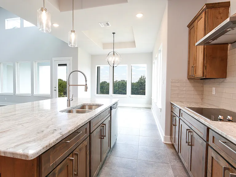 1314 Clayton Nolen Dr — Photo 9
