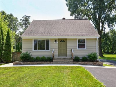 3901 West Fountain AVENUE, Brown Deer, WI, 53209