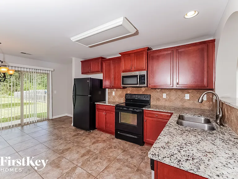 150 Briar Ridge Ln — Photo 5