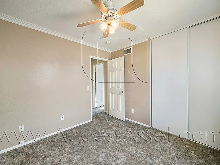 29002 Spindrift Cir — Photo 23