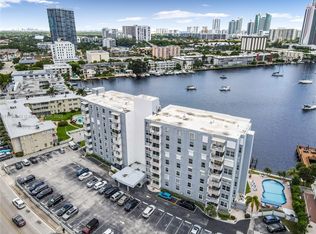 430 Golden Isles Dr APT 407, Hallandale Beach, FL 33009