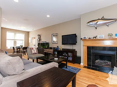 3516 N Sheffield Ave Chicago IL | Zillow