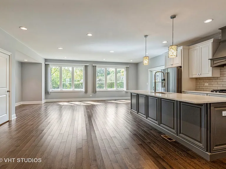 1415 E Fleming Dr S — Photo 9