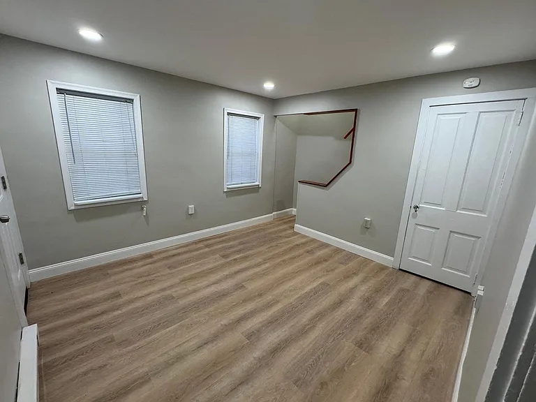 13 E Lemon St #3 — Photo 4
