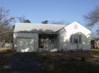 914 S Gordon St, Bryan, TX 77802