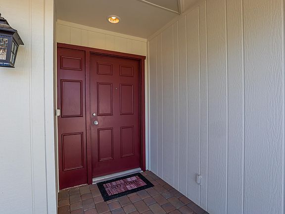 5th image of 9623 W Glen Oaks Cir