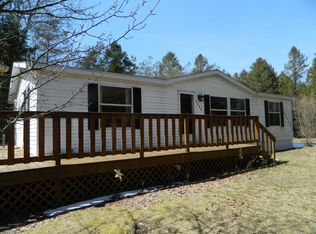 1109 E Yale Rd, Rothbury, MI 49452