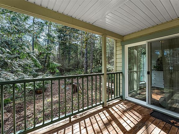 5th image of 2083 N End Rd