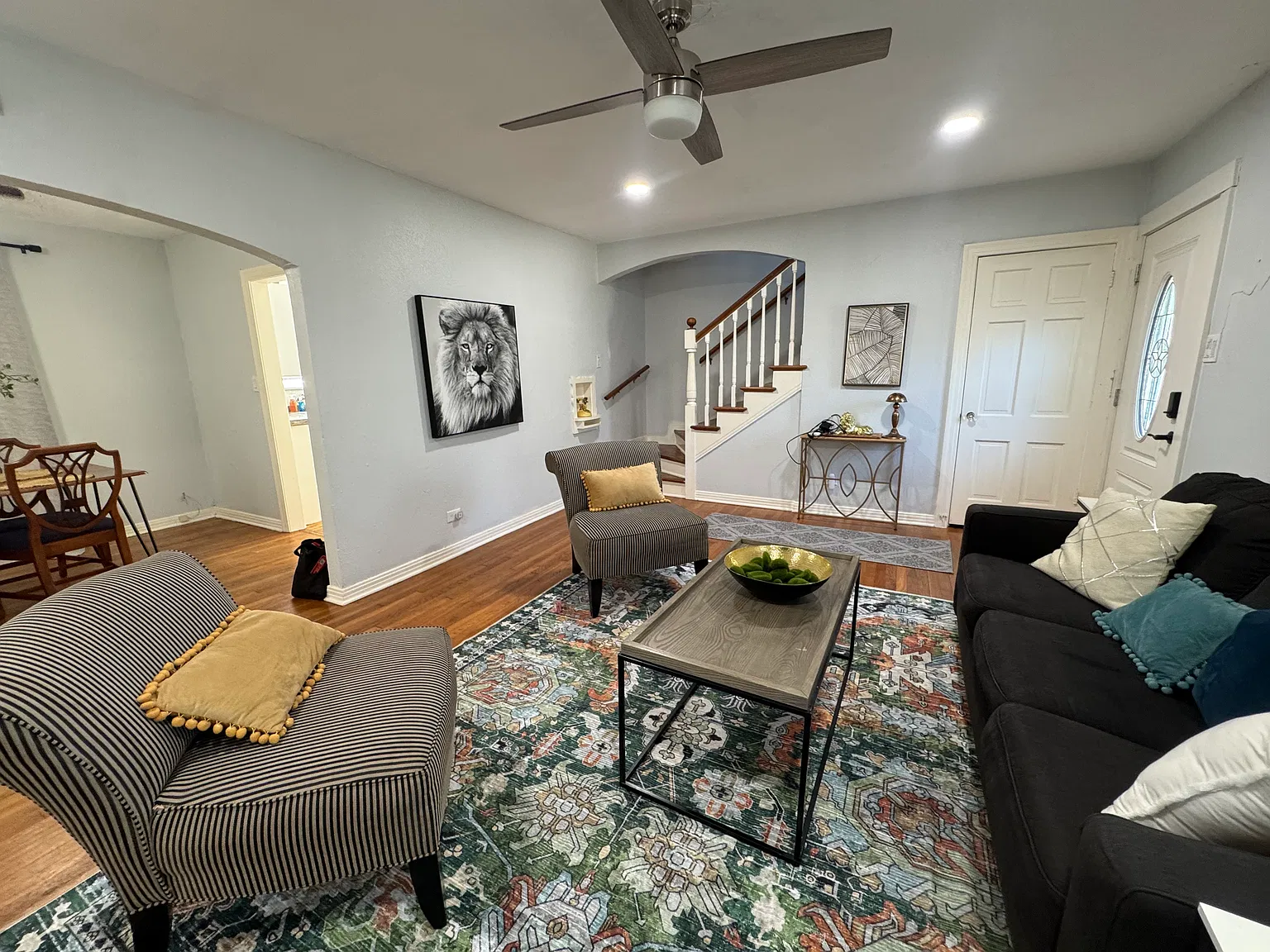 2 bed, 1.5 bath, 1400 sqft, $2,550 — Photo 3