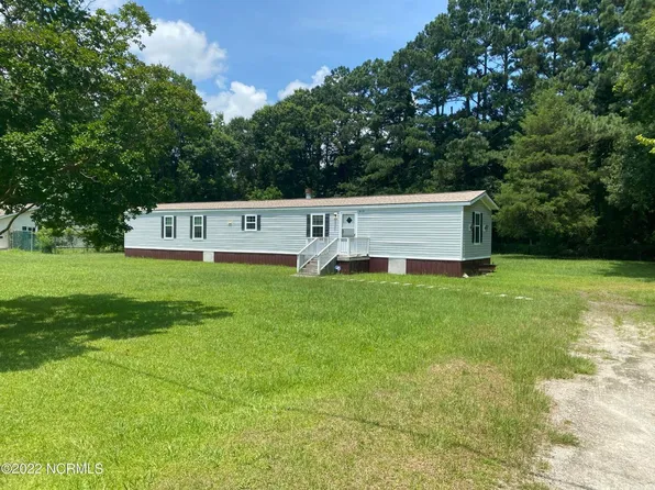 818 Airport Rd, New Bern, NC 28560