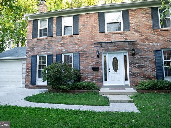2nd image of 4730 Iris St